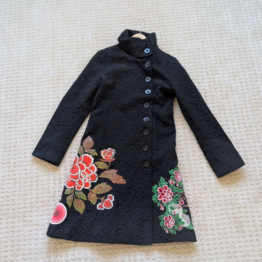 Desigual embroidered coat size EU 38 (US 4)